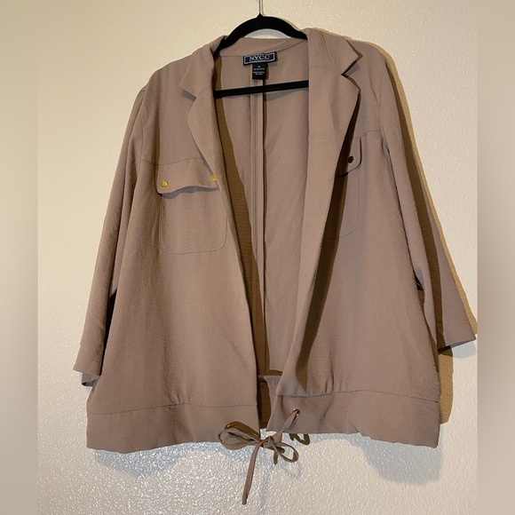 NYC Women's Utility Jacket in Tan Size 1X - Picture 3 of 7